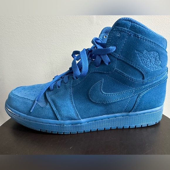 Nike Jordan 1 Retro Blue Suede – Men’s Size 9  Model 332550-404  AUTHENTIC - EUC main image 14